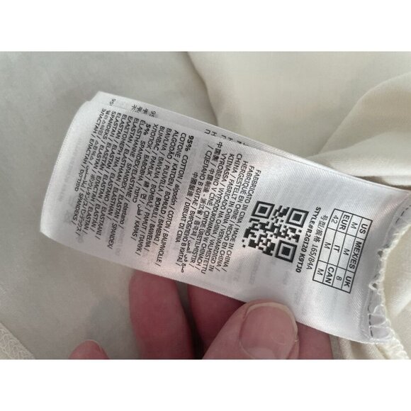 GUESS Los Angeles Women’s Slim Fit Logo TShirt M NWT Pearl Short Sleeve Y2K Styl - Picture 5 of 10